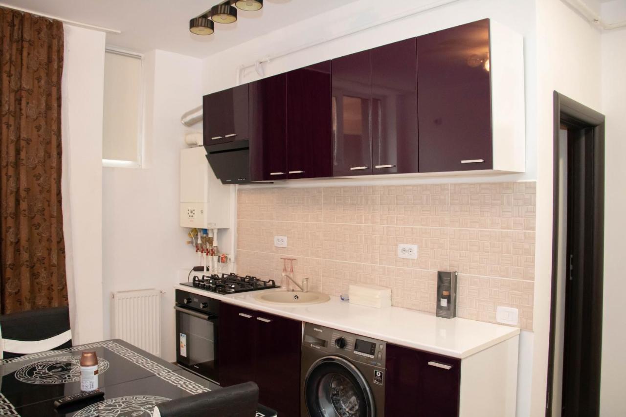 Apartament Capitala Militari Roşu Buitenkant foto