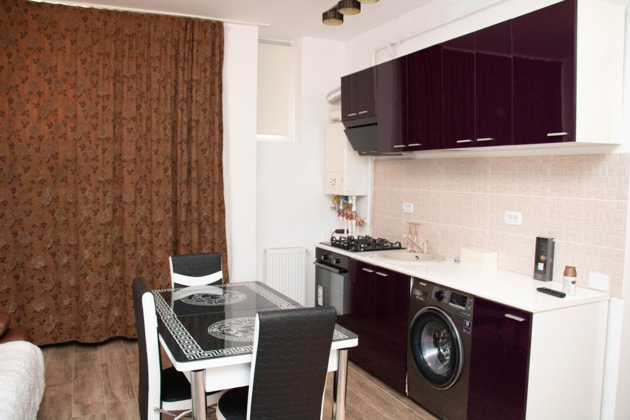 Apartament Capitala Militari Roşu Buitenkant foto